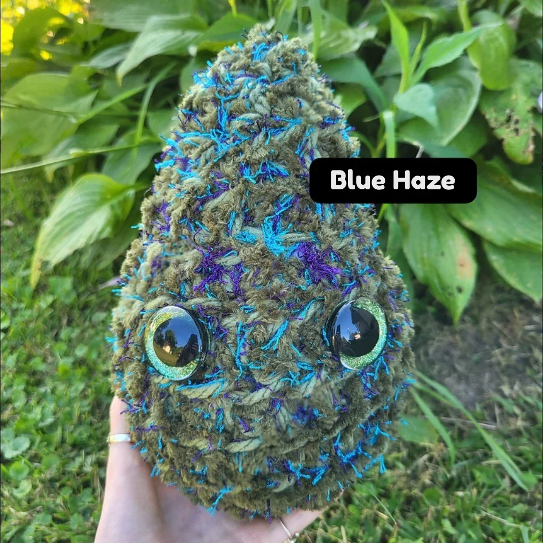 Best Buds Handmade Plushie - Image 3