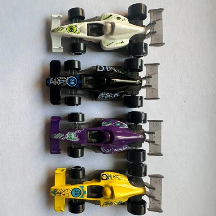 🎄🎁 2025 Christmas Surprise Gift: DIY Flexible Racing Track Toy 🚗✨ - Image 11