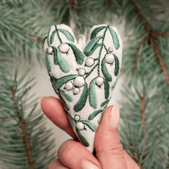 💖DIY Heart Shaped Hand Embroidered Christmas Ornament/Ornament Kit - Image 12