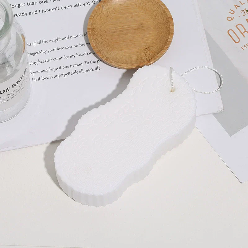 Magic Exfoliating Bath Sponge - Image 7