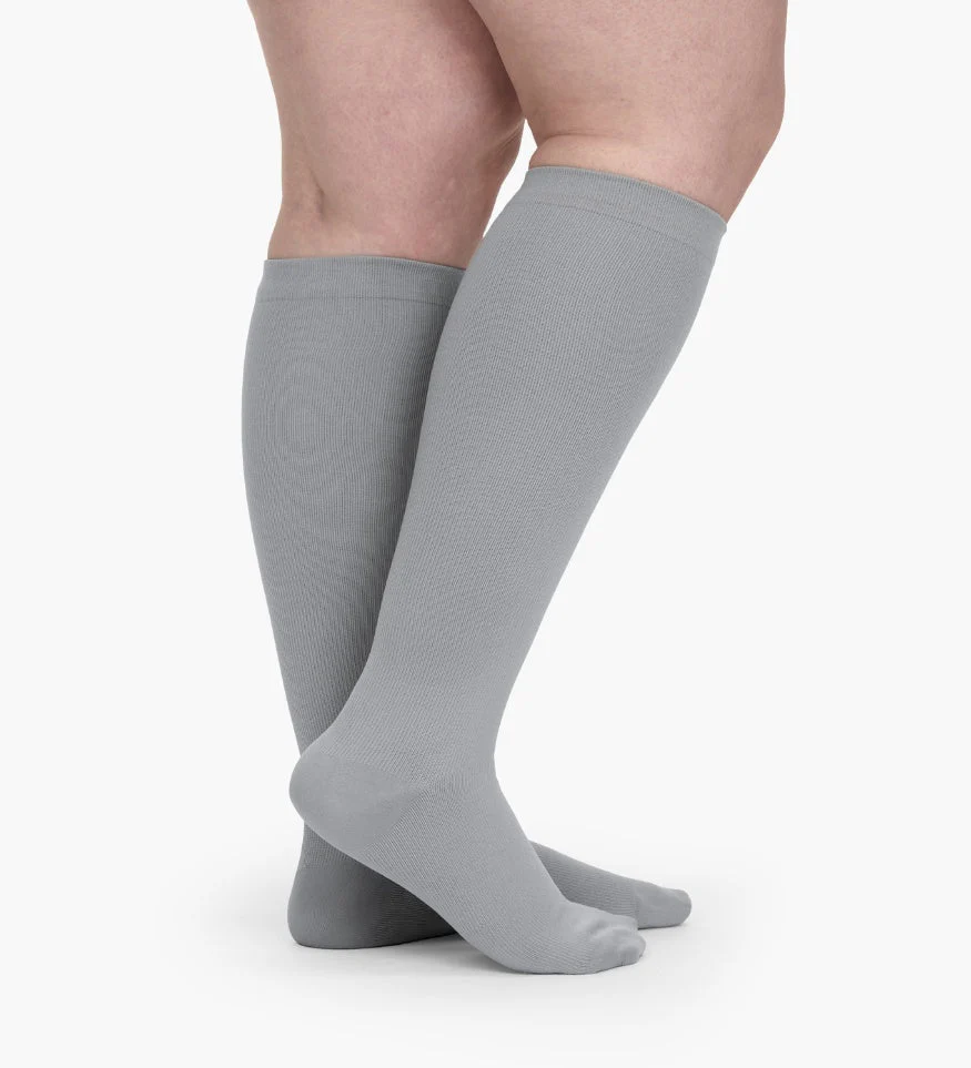 Tiktrove Advanced Wide Compression Socks For Pain Relief - Image 7