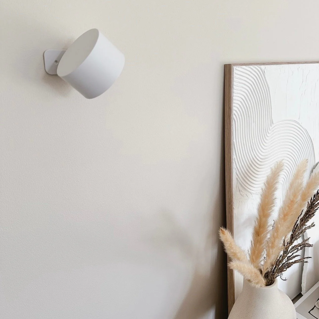 Tiktrove - Wall Lamp - Image 8